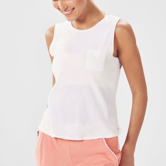 COPY - Fabletics Makens tank top - Picture 2 of 7